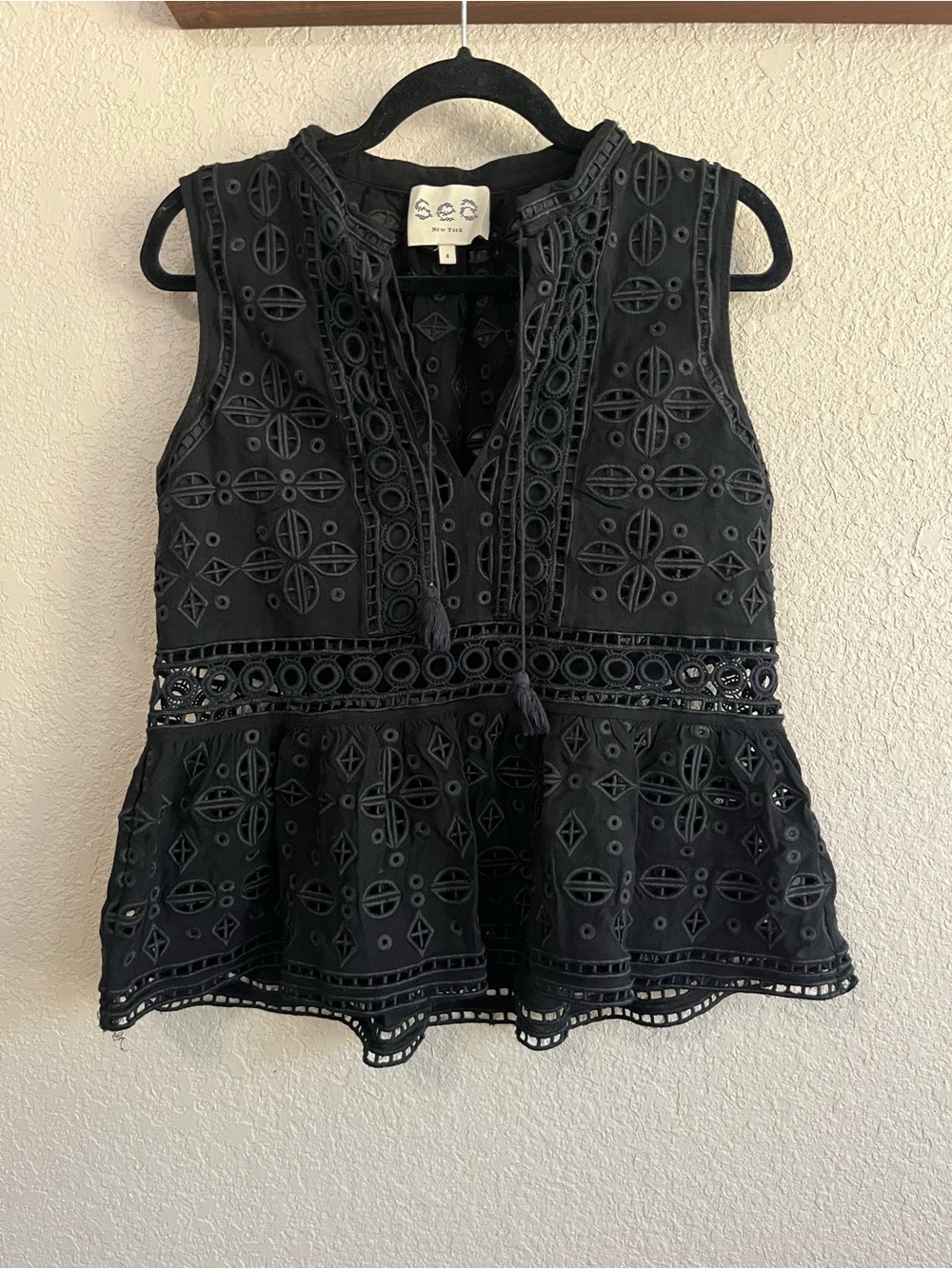 Sea New York Black Eyelet Cutout Peplum Top Sleeveless Tassel Tie Size 4